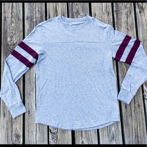American eagle long sleeve tee